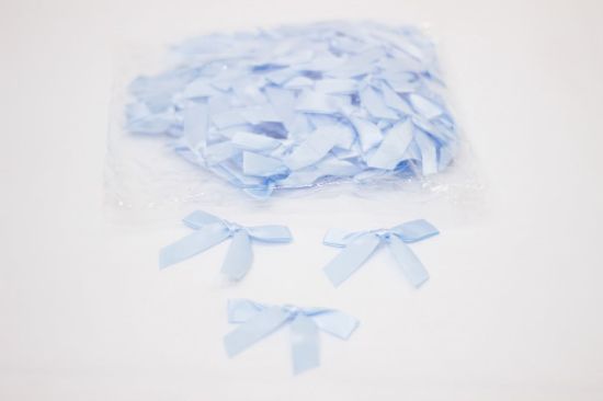 صورة فيونكة قماش صغيرة