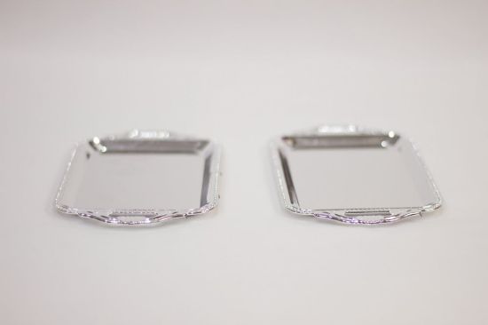 صورة صحن بلاستيك كبير