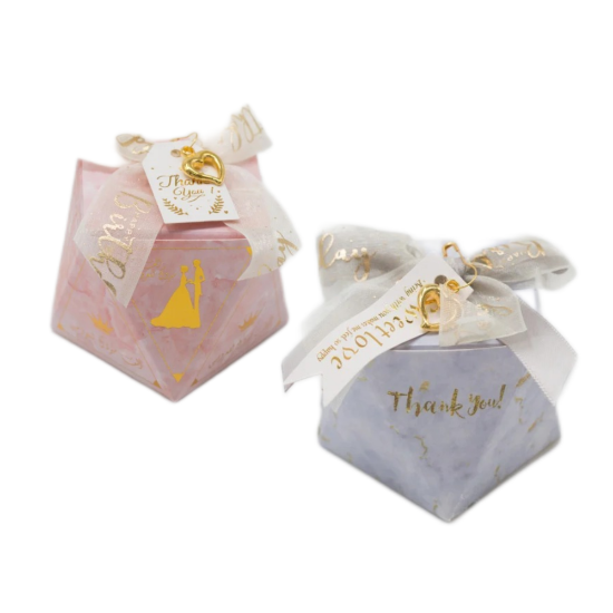 صورة علب كرتونية سداسي