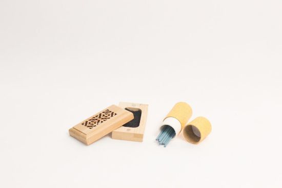 صورة مباخر ذكية مع عود البخور