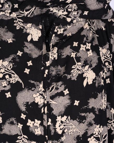 صورة شرشف صلاة نسائي مشجر