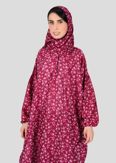 صورة شرشف صلاة نسائي مع طرحة