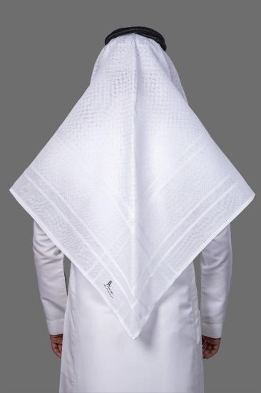 صورة شماغ البسام جون لين الأبيض