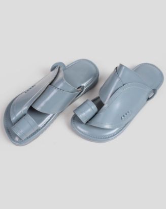 صورة نعال شرقي بخامة جلدية