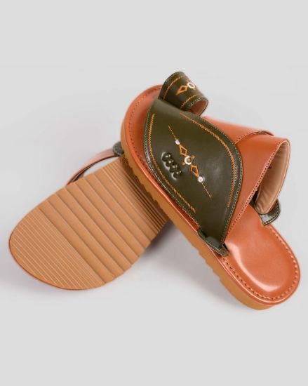 صورة نعال شرقي ولادي مريح